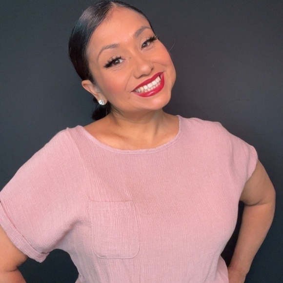 Lily White Short Sleeve Blouse Gauzy Pink Mauve Blush Twist Front Size Large - Picture 7 of 10